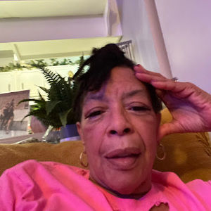 Meet your Posher, Iona